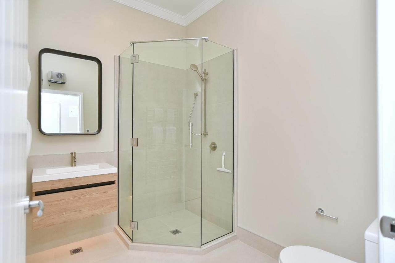 Kaiapoi Luxury Accommodation 2 - Bookahome エクステリア 写真